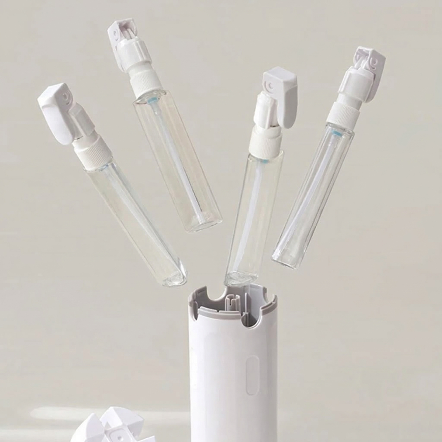 Nomea - 4 in 1  Toiletry bottle